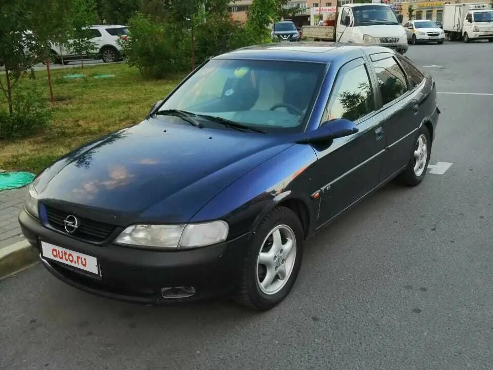 Опель вектра б 1997 год. Opel Vectra 1997. Opel Vectra b 1997. Опель Вектра 1997. Опель Вектра 1997 хэтчбек.