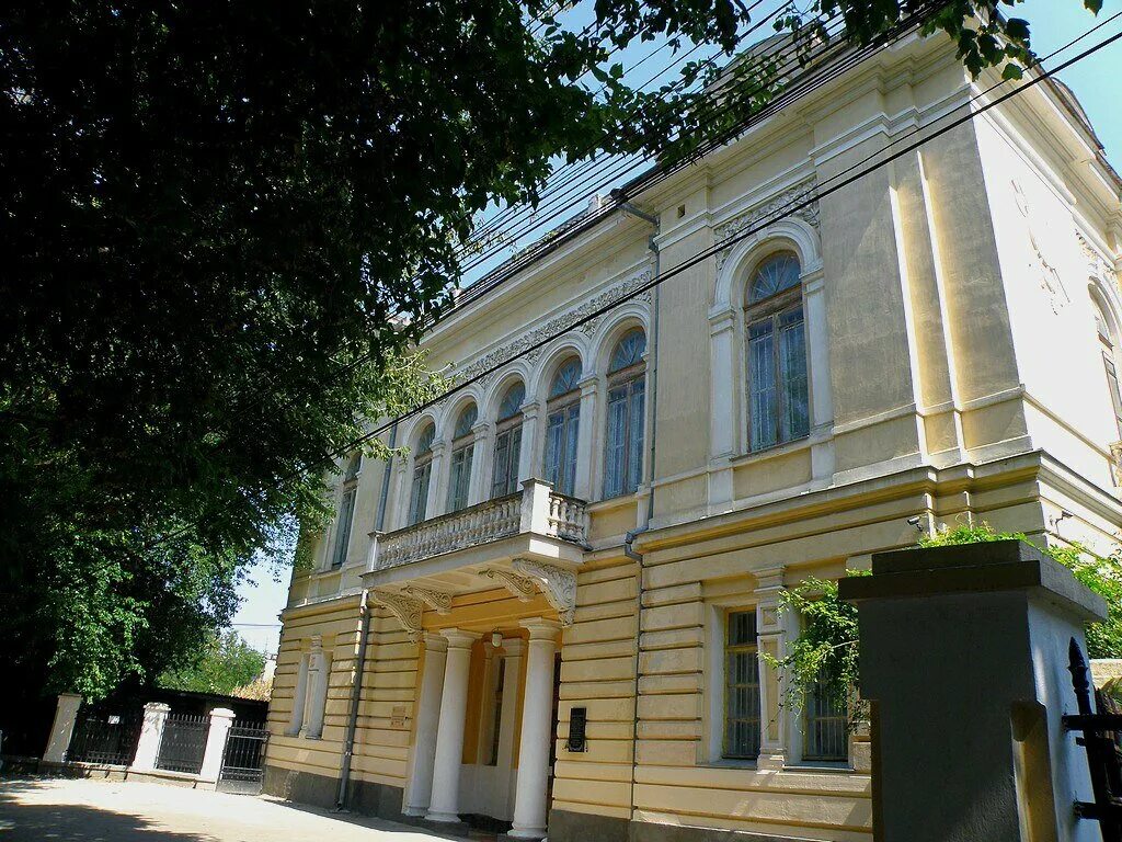 Симферополь центр творчества. Симферопольский художественный музей симферополь. художественный музей симф. худ музей симферополь. художественный музей в симферополе долгоруковская 35.