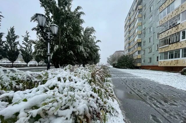 Город снежинск челябинской области. Город снежинск улица васильева. Бури снежинск. Ночной снежинск. Гостиница снежинка снежинск.