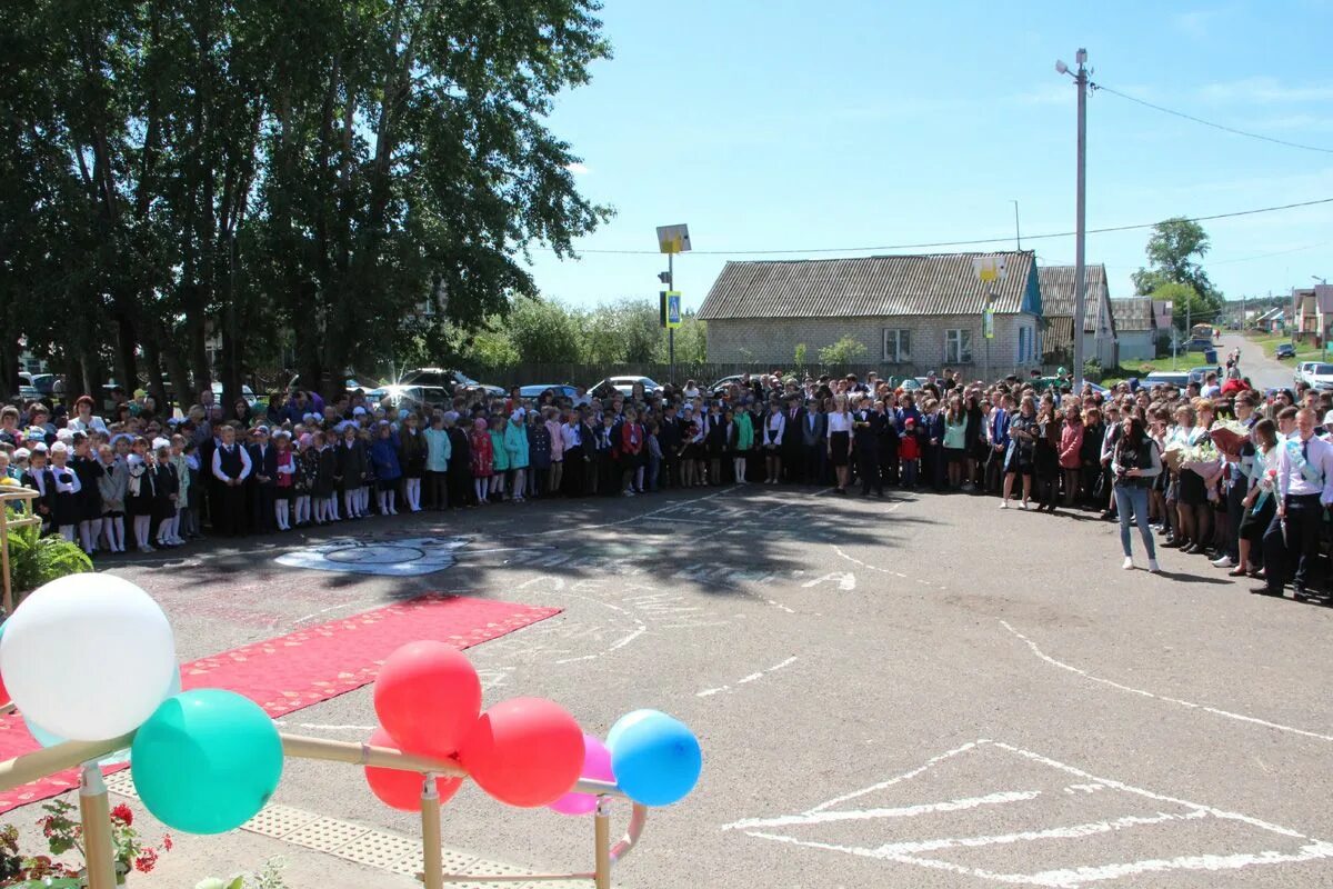 Школа в спасском. Мбоу сош спасск рязанский. Спасская школа тульская область. Спасская средняя общеобразовательная школа. Спасская средняя общеобразовательная школа.
