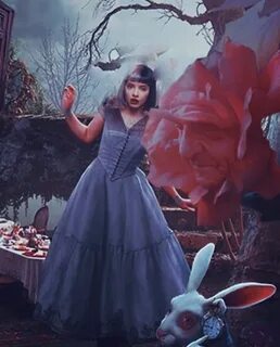 Mad hatter melanie martinez перевод