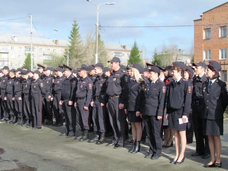 Полиция копейск. Отдел полиции копейск. мвд копейск сотрудники. строевой смотр мвд.