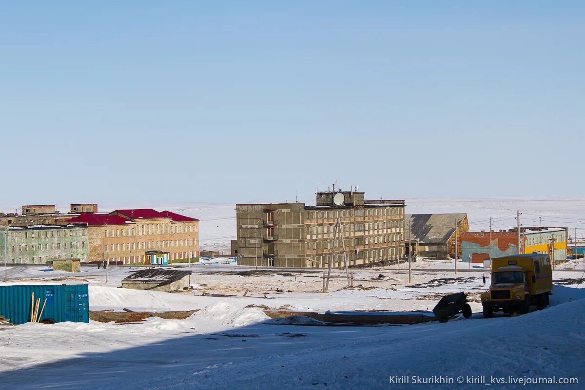 поселок тикси. в/ч 30223 тикси 3. гарнизон тикси военный. погран городок тикси. тикси 3 военный городок.