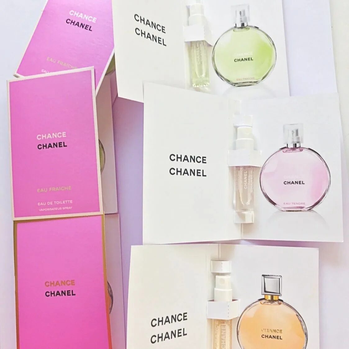 Chanel chance описание. Chanel chance Parfum. Духи Шанель шанс розовые. Chanel chance Eau Fraiche. Chance Chanel лосьон.