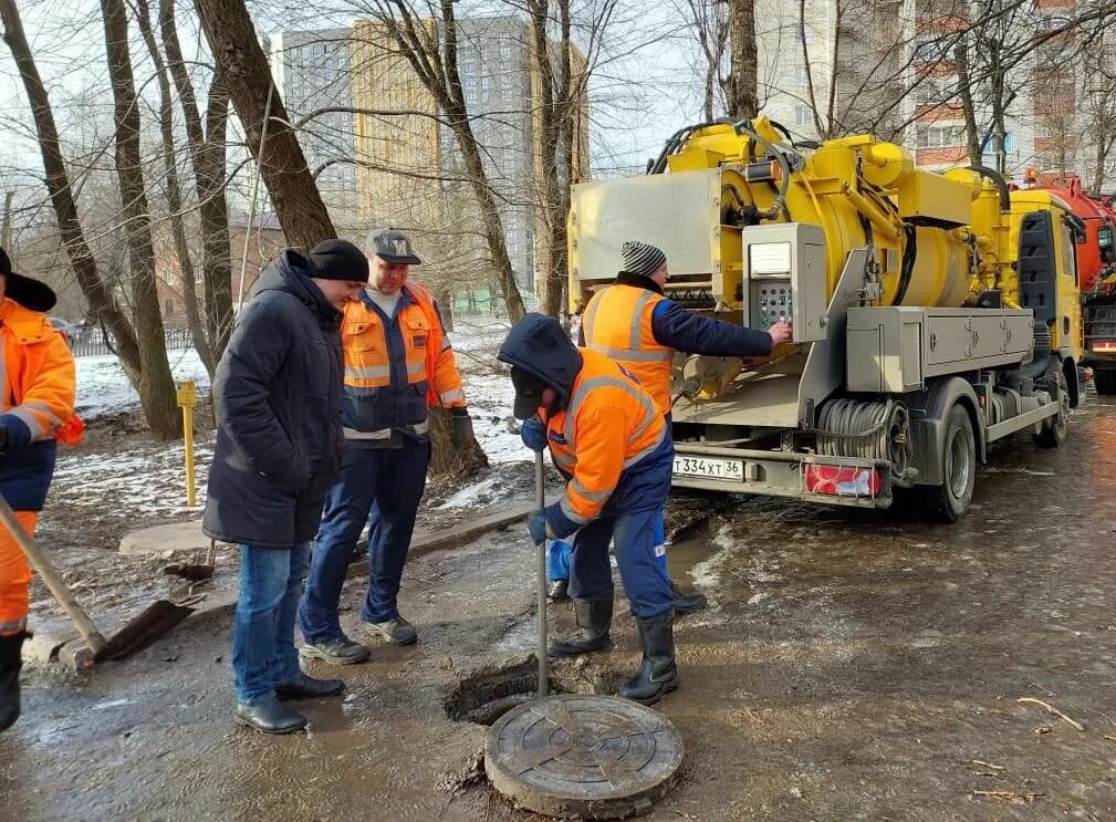 Прочистка воронеж. Аварийная бригада водоканала. Водоканал. Конализацию. Воронеж 2023.