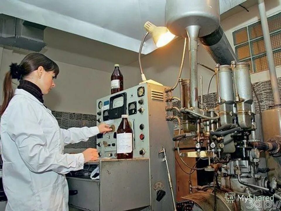 исследовательский метод бензина. установка для определения октанового числа. определение октанового числа бензина. моторный метод определения октанового числа. схема определения октанового числа моторным методом.