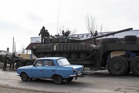 Стягивают технику