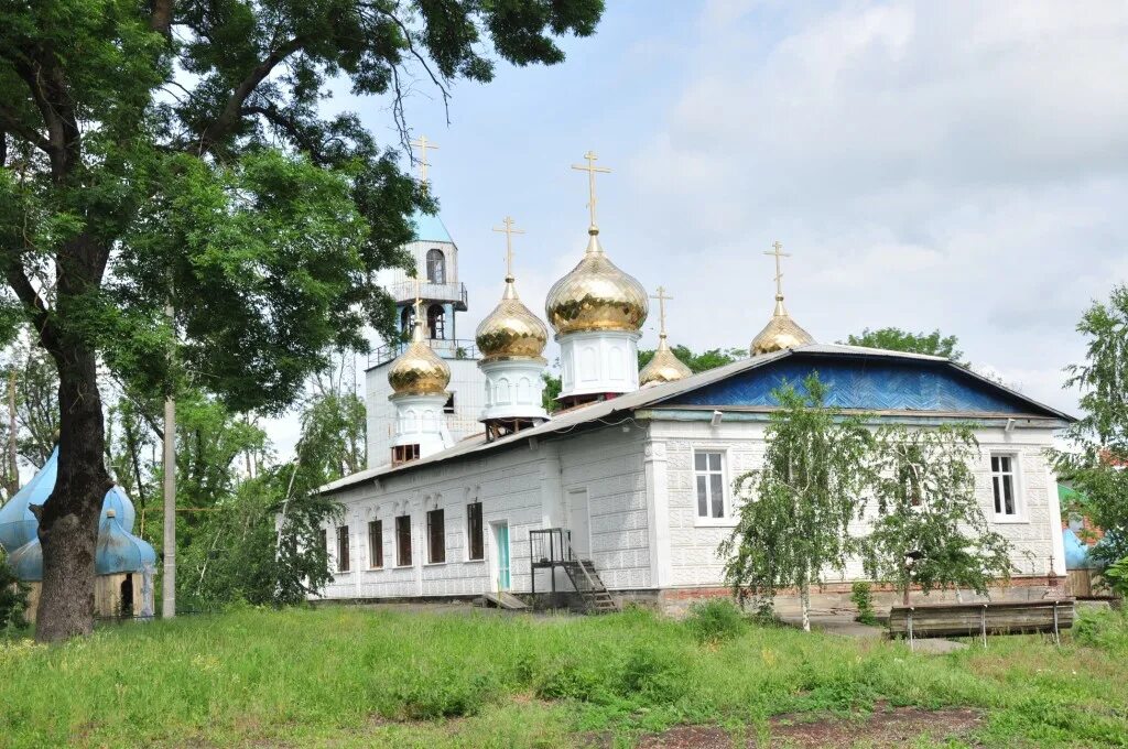 Ильский храм Свято Никольский. Храм станицы Ильской. Церковь поселок Ильский Краснодарского края. Станица Ильская Краснодарский край.