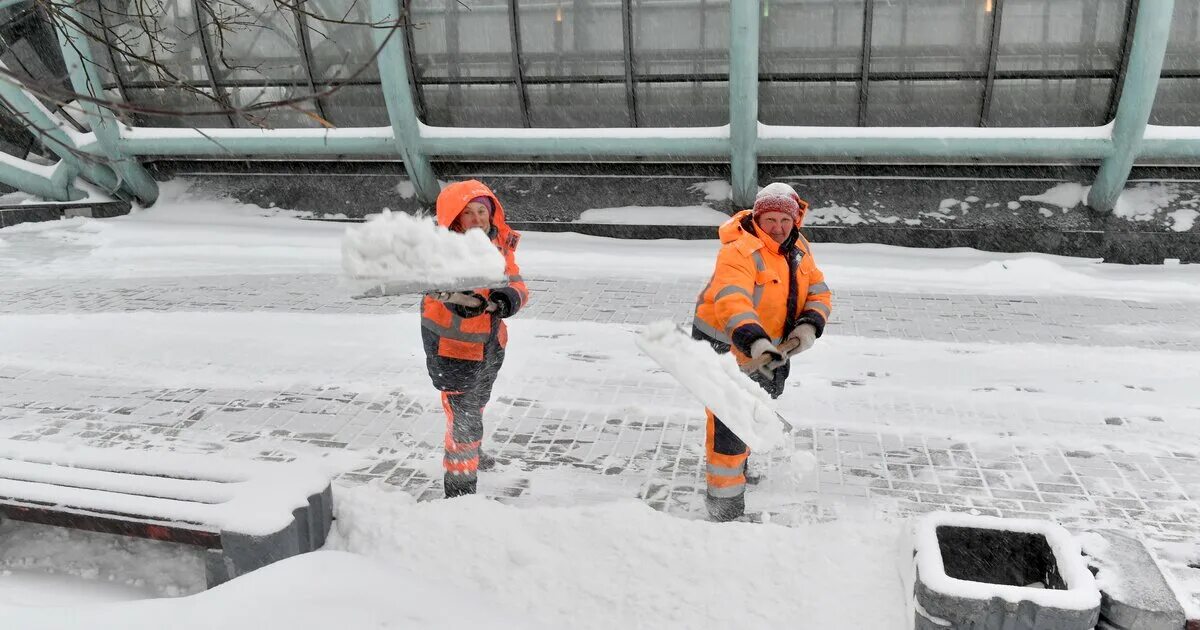 ГБУ «Гормост» тоннель. Уборка снега на пешеходных Мостах Гормост. Гормост переходы тоннели. ГБУ Гормост коллектив.