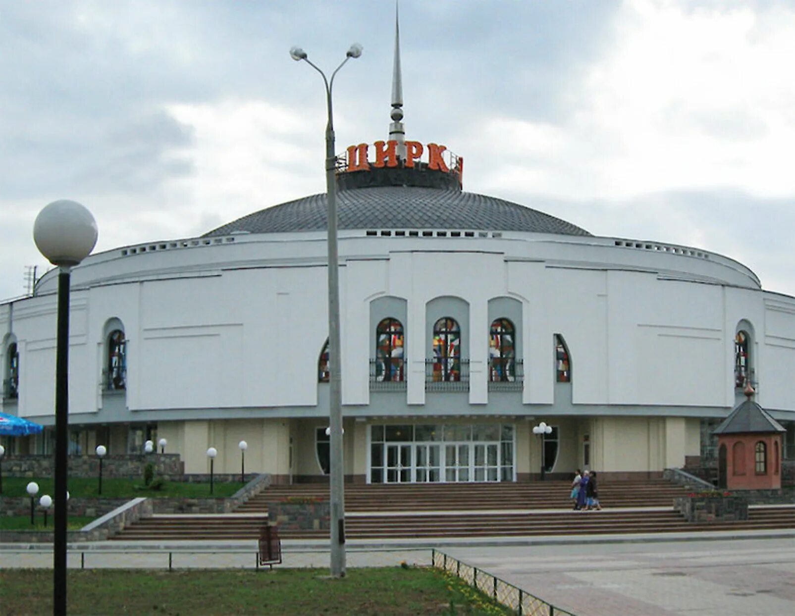 Цирком м