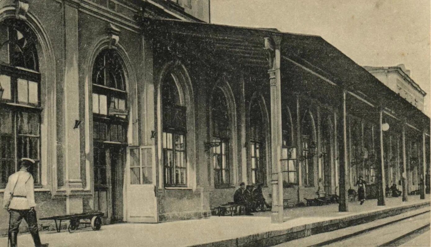 шананри фабр жизнь насекомых. годы ж. жд вокзал псков 19 век. льюис кэрролл портрет. железнодорожный вокзал шуя.