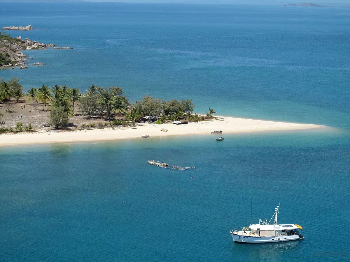 Остров робинзона крузо чили. Остров робинзона крузо чили. Фиджи участки земель. Остров мас-а-тьерра, архипелаг хуан - фернандес. Островом робинзона.