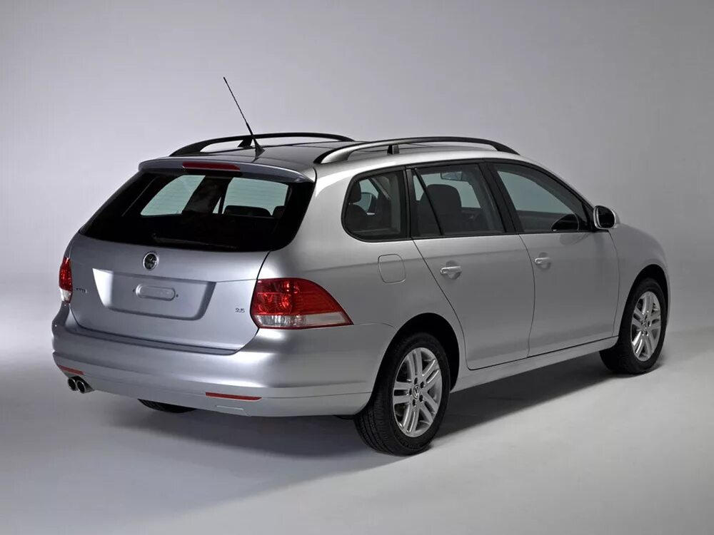 авто универсалы москва авито. Ford focus 2000 универсал. Volvo v70 ii. Volkswagen passat b5+ универсал. Mazda mpv 2023.