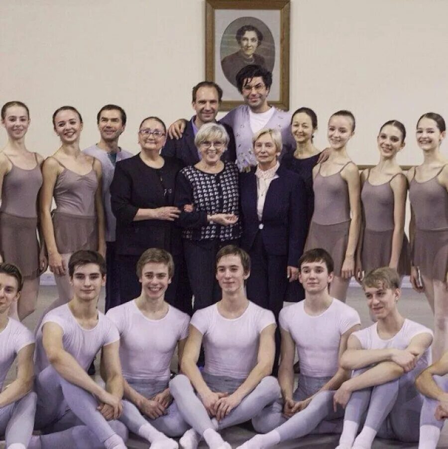 Николай цискаридзе академия вагановой. Цискаридзе в академии вагановой. Академия балета вагановой цискаридзе. Цискаридзе училище. Цискаридзе училище.