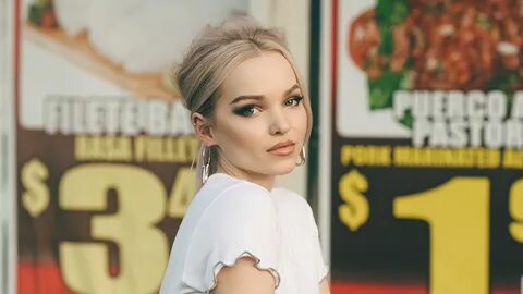 Актриса дав