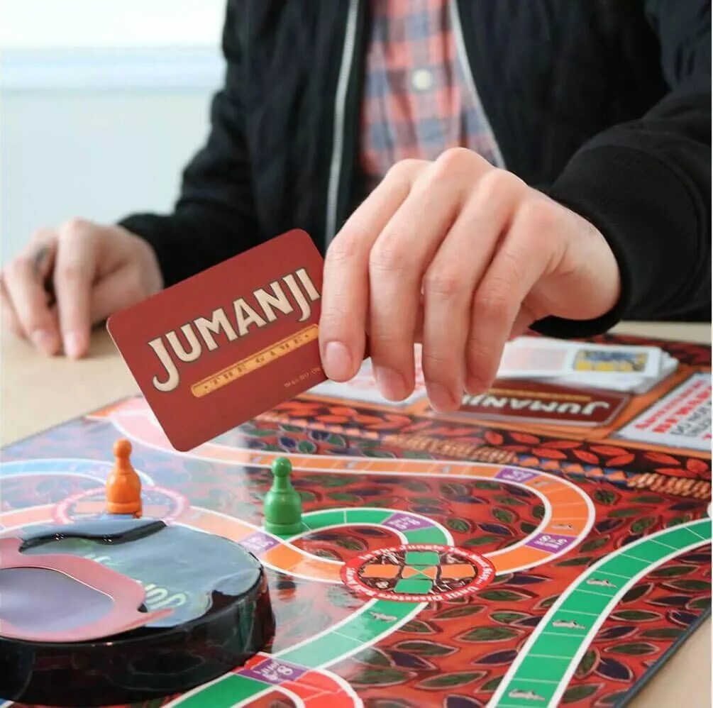 Джуманджи настолка. Джуманджи игра спин мастер. Настольная игра Jumanji. Необычные настольные игры.