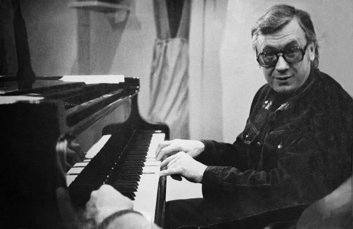 Композитор ю. Юрий саульский. ю саульский композитор. юрий сергеевич сау́льский. игорь саульский.