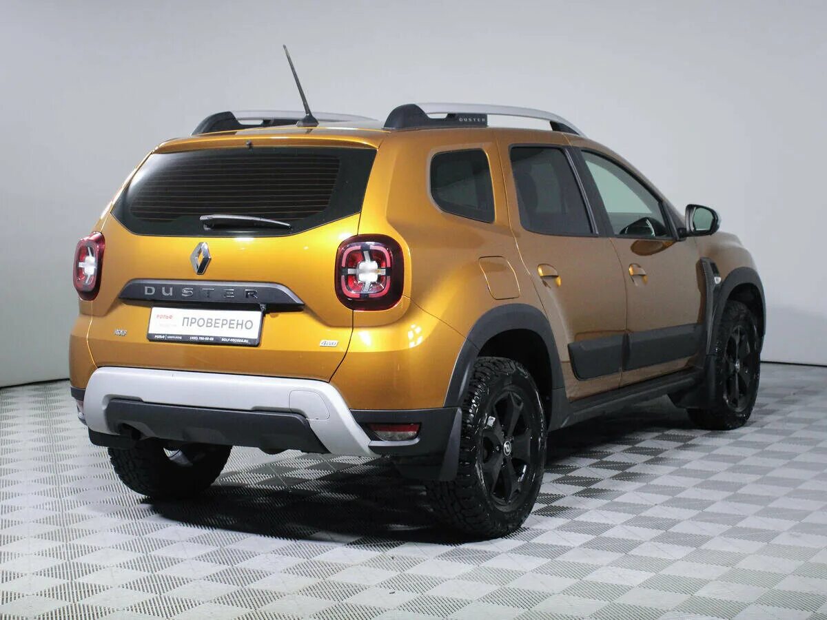 Дастер оранжевый. Renault Duster 6001548891 новый. Апельсиновый Рено Дастер. 7711821488 Дастер 2. Рено дастер 2.0 135 л с