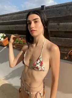 1 Ocak 1992 yılında Kuzey Kıbrıs Türk Cumhuriyeti'nde dünyaya gelen 31...