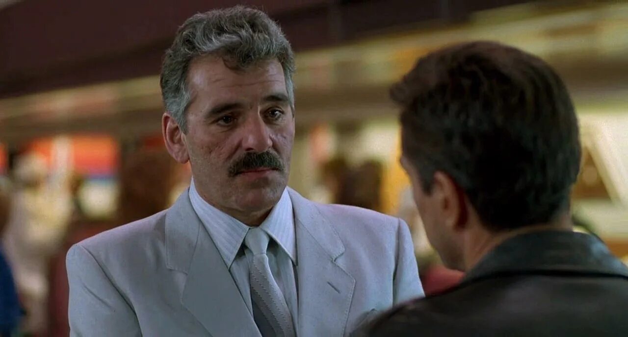 Успеть до полуночи / midnight run. Успеть до полуночи гоблин (1988). Успеть до полуночи гоблин (1988). Остался час до полуночи. 100 секунд до судного дня.