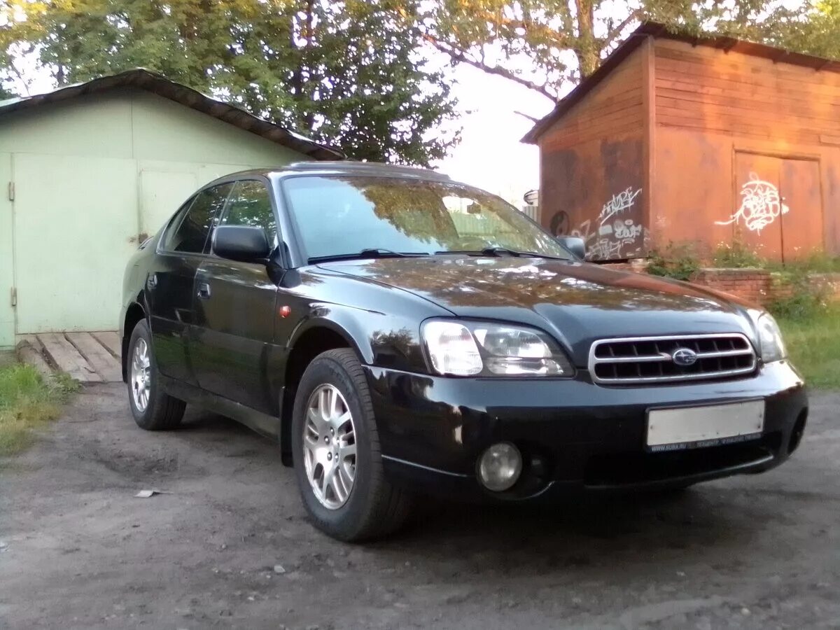 Купить субару аутбек 2.5. Субару Аутбек 2000 седан. Subaru Outback 2.5 at, 2000. Субару Аутбек седан 2.5 2000. Субару Аутбек 2002 года 2.5л.