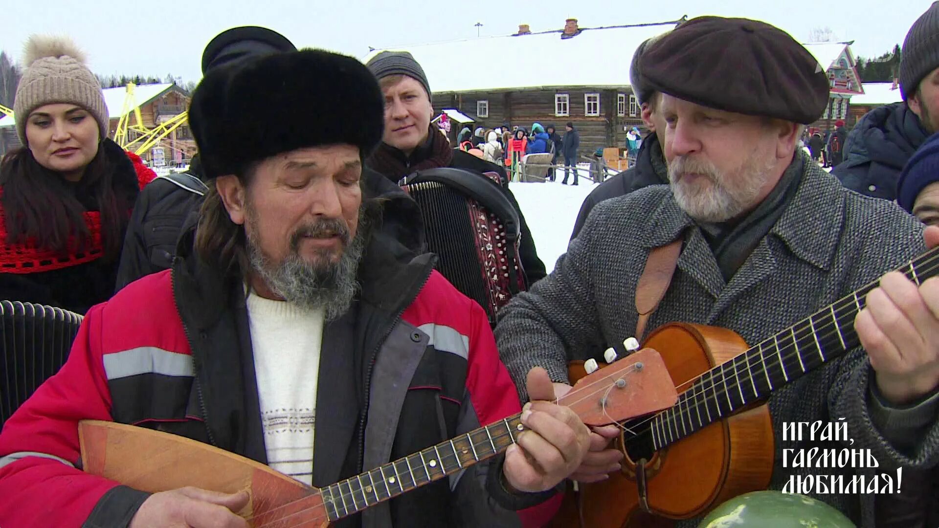 На чем играет гармонист. Играй гармонь любимая заволокин. Играй гармонь ведущие. Масленица гармонист. Играй гармонь 1 канал.