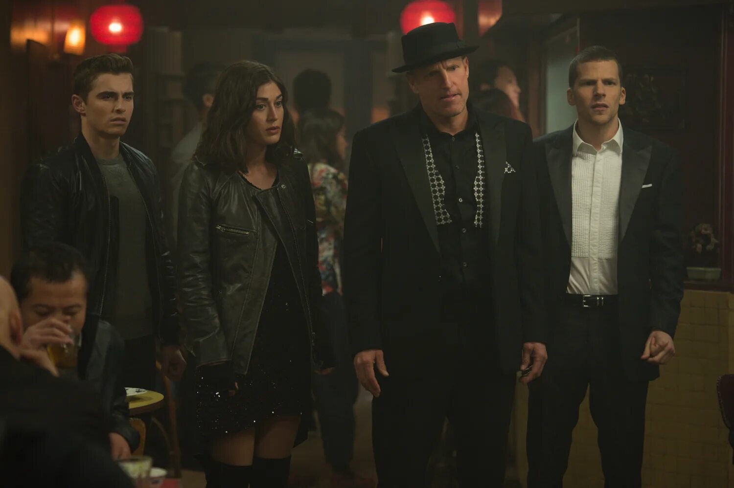 Вуди харрельсон иллюзия обмана 2. Аллен скотт фрэнк иллюзия обмана. Джесси айзенберг иллюзия обмана 2. Всадники иллюзия обмана. Иллюзия обмана без регистрации.