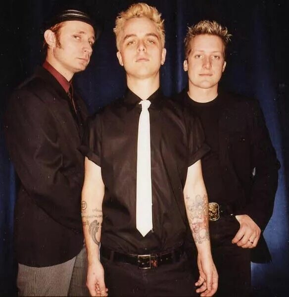 Green day yesterday. Группа green day. группа green day молодые. green day 1990. green day 1998.