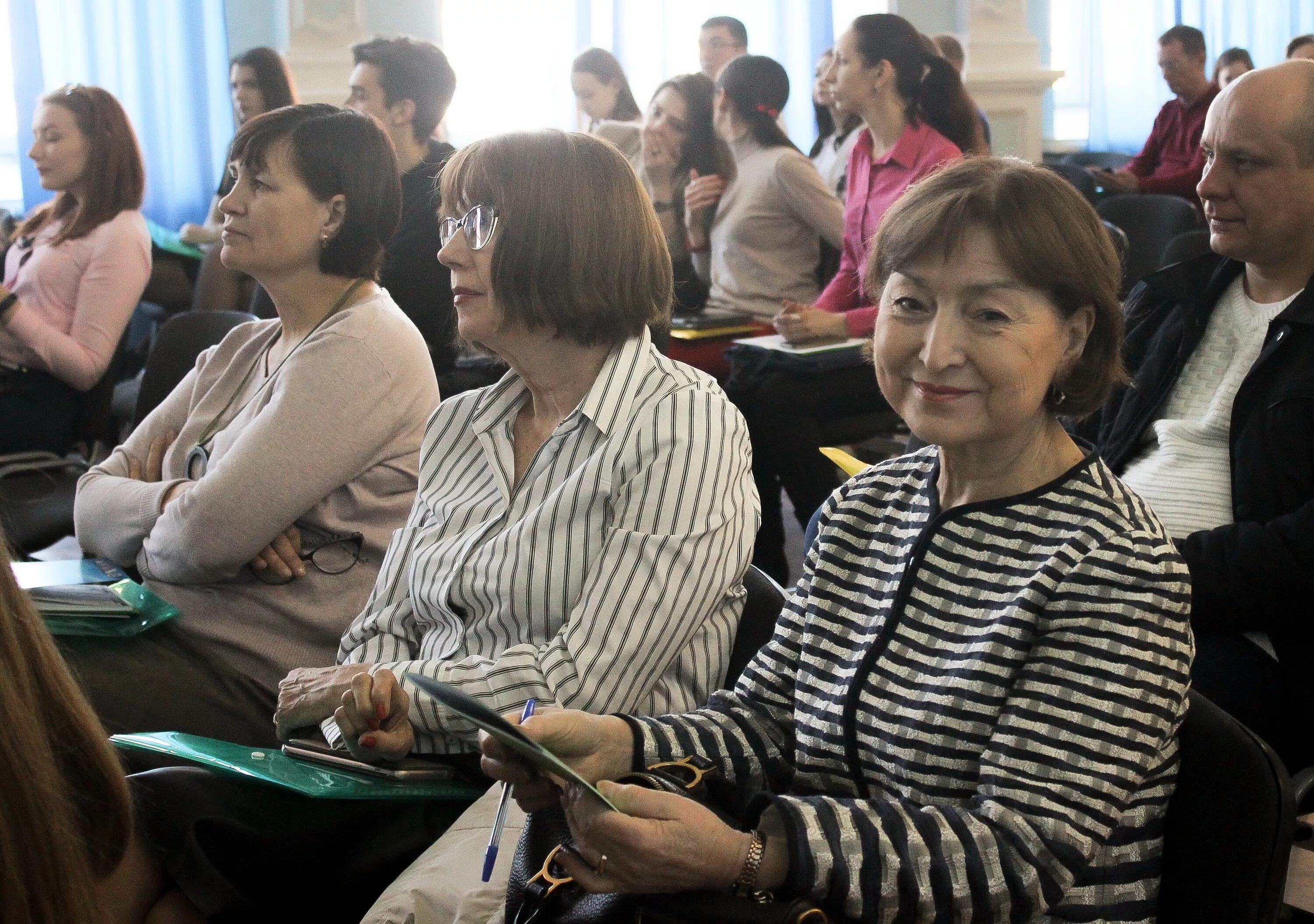 25 апреля конференция.