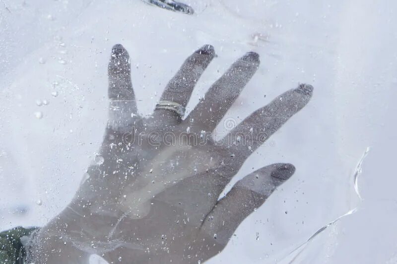 Заморозка руки. Замороженные руки Эстетика. Замороженные руки зимой.