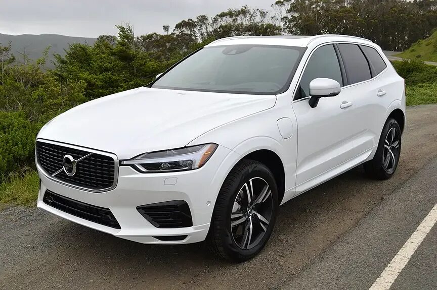 Вольво хс60 2019 год. Volvo xc60 2019. volvo xc60 2025. volvo xc60 r design. volvo xc60 t8.