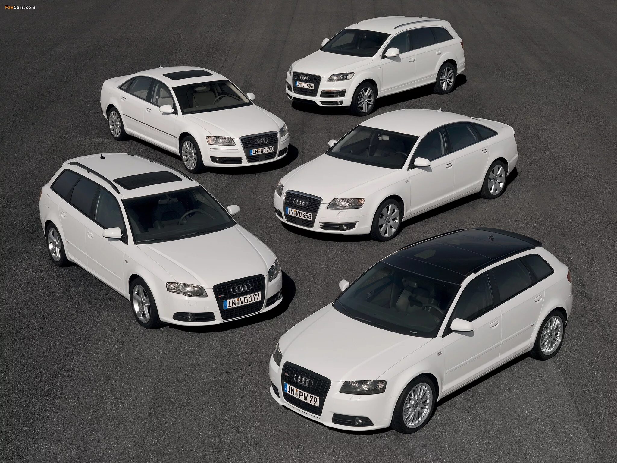 Преимущества белого автомобиля. Ауди а4 Модельный ряд по годам. Много белых машин. Несколько машин белый. Модели Audi в ряд.