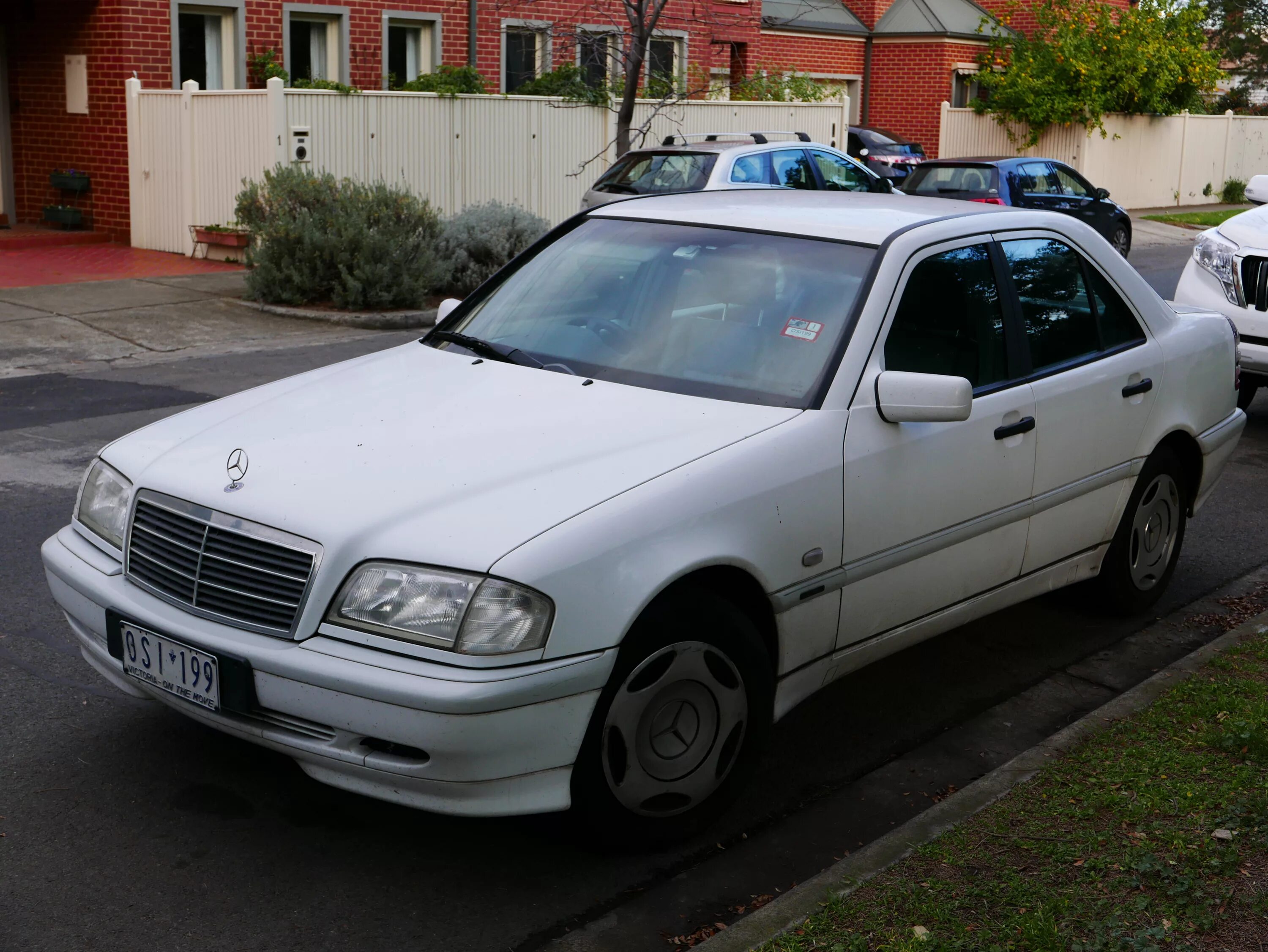 Купить мерседес 1998 года. Mercedes Benz c200 w202. Мерседес w202 c200. Мерседес w202 1998. Мерседес с200 w202.