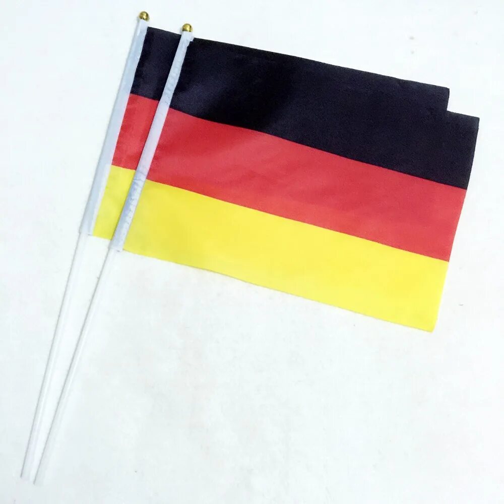Флаг Германии. Флажок Германии. Настольный флажок Германии. Флаг Германии на палке.