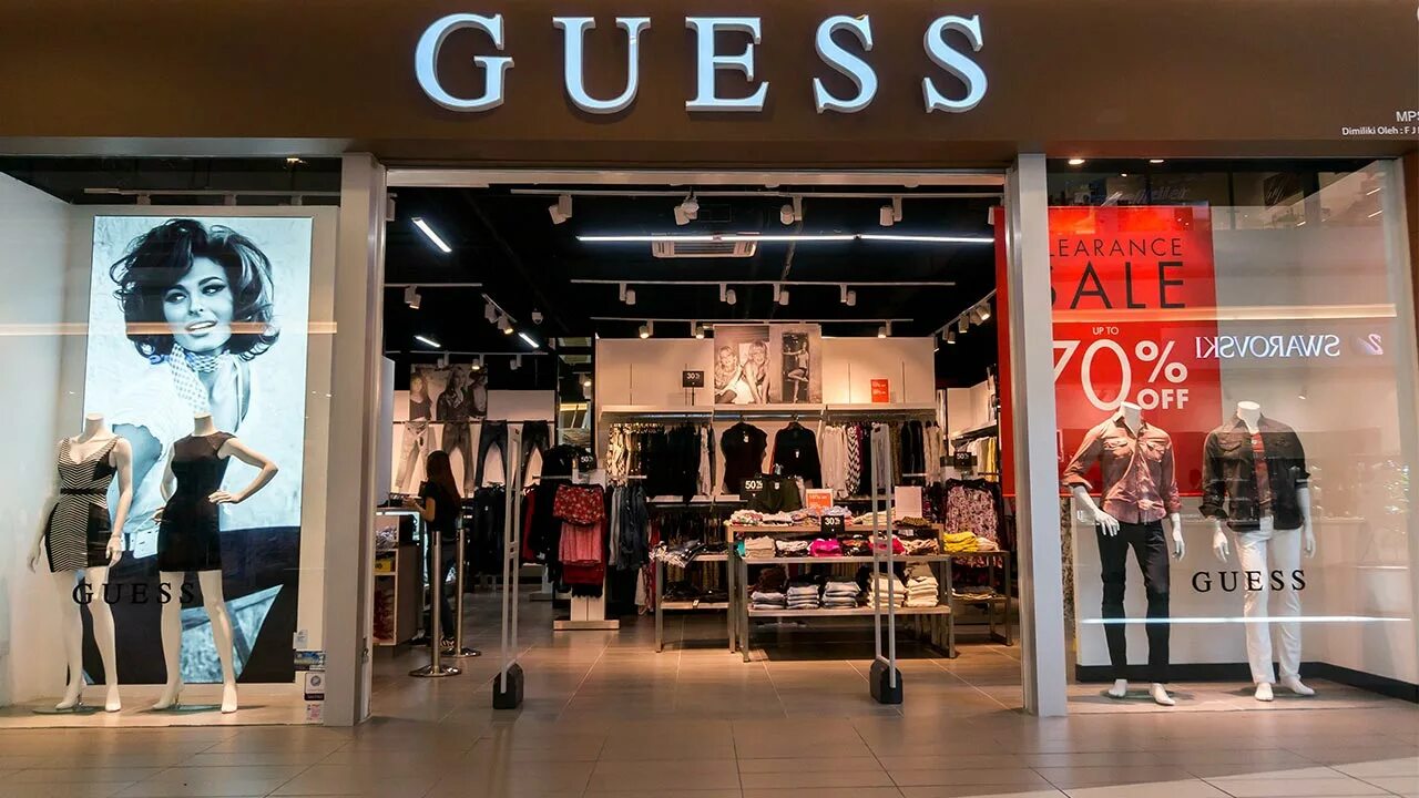 Гесс краснодар. Гесс краснодар. Guess первый магазин. Гесс самара. Guess одежда.