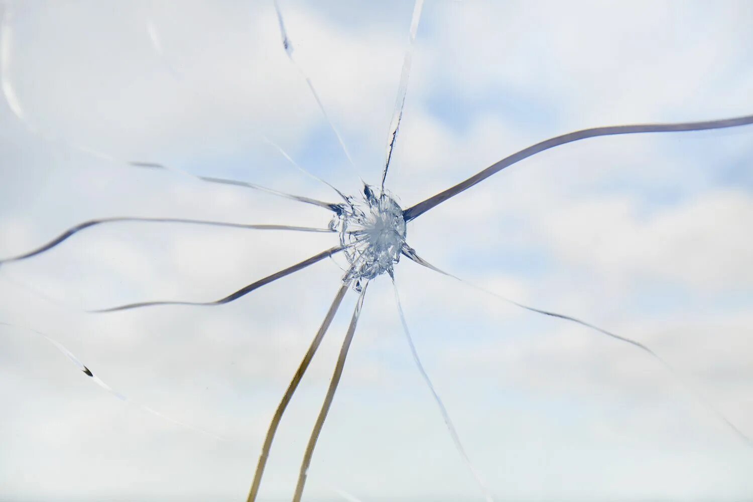 Crack in the mirror