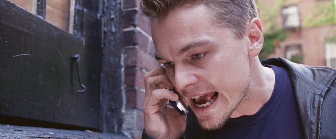 отступники 2006 вера фармига. марк уолберг отступники. леонардо дикаприо отступники. отступники убивают диких. калеб департед 2.