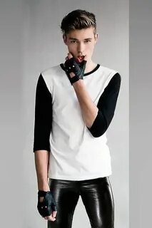 Alexx8519