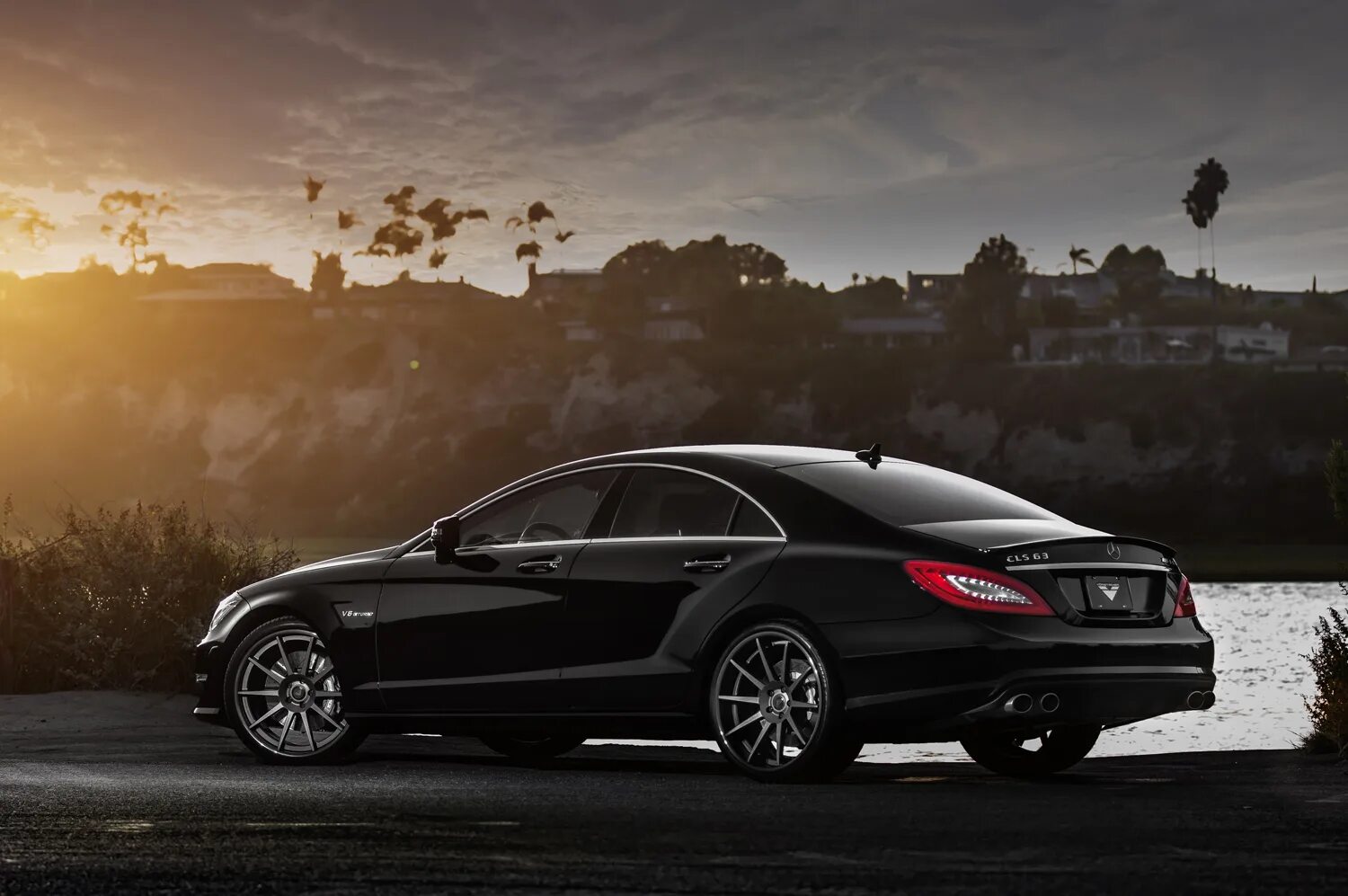 Cls. Mercedes cls 63. мерседес cls 63 amg. мерседес цлс 63 амг. mercedes benz cls 63 amg black.