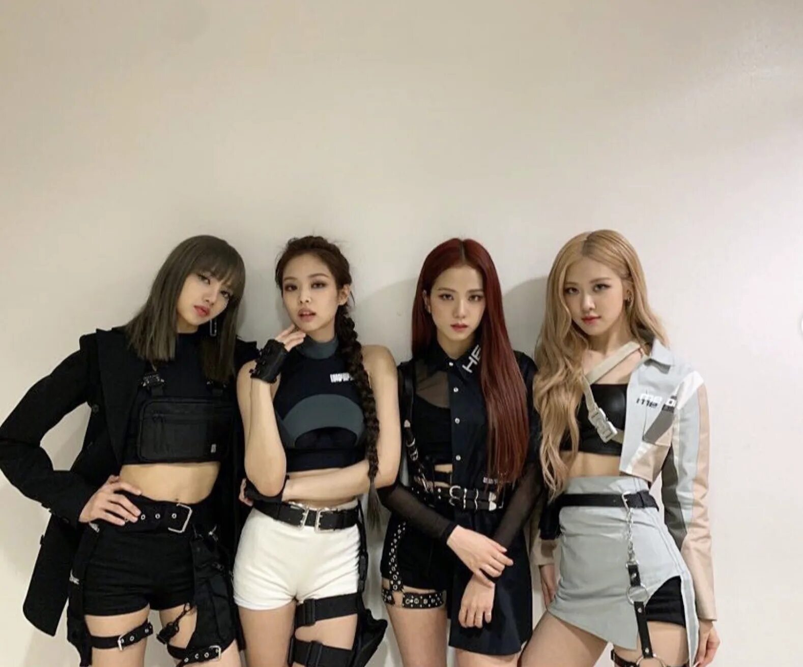 Блэк Пинк. Группа бодкпинк. Группа BLACKPINK. BLACKPINK участницы 2021. Зис лове песня