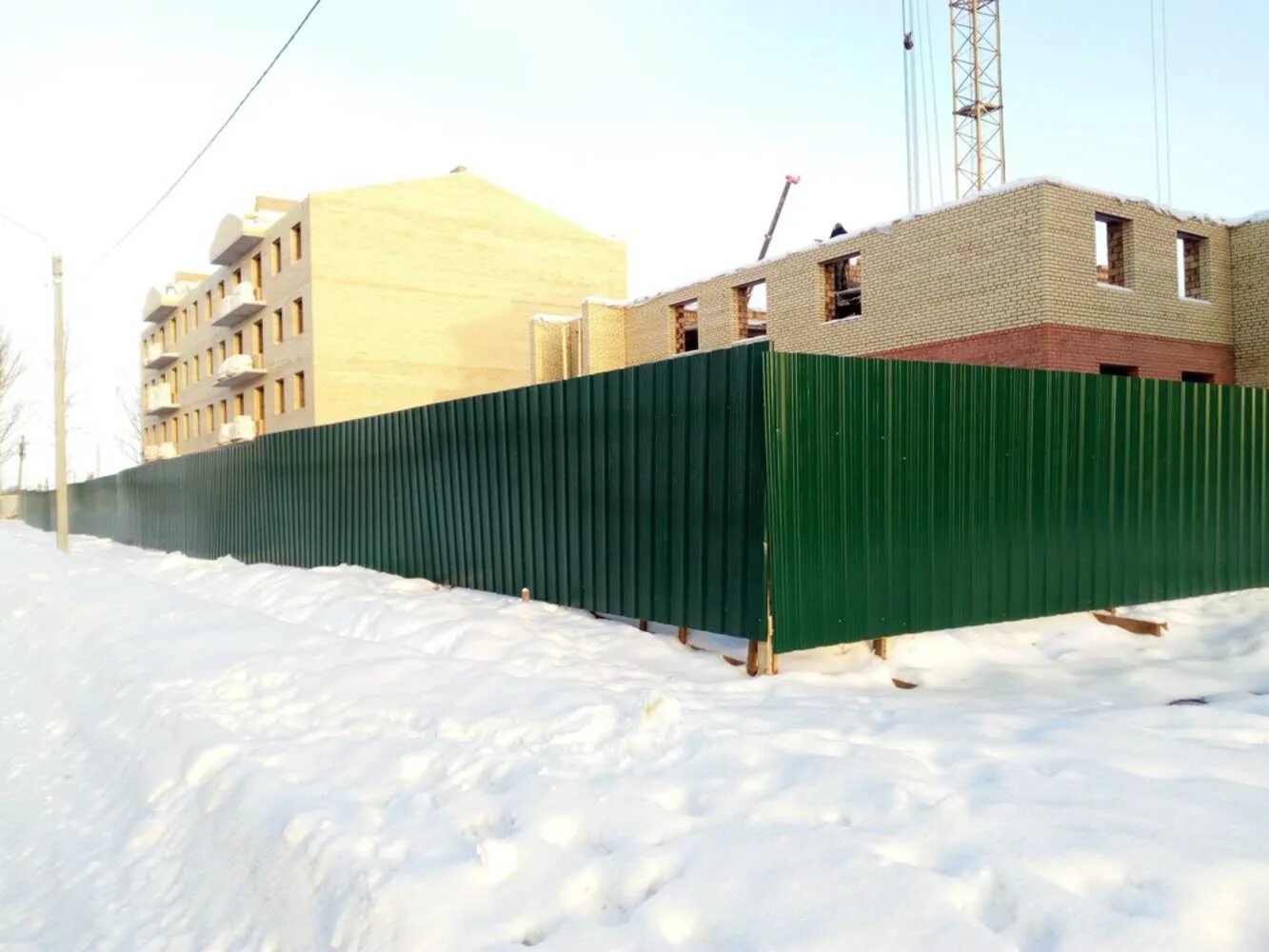 Временные ограждения ту400-28337-79. Временное ограждение забор. Временное ограждение 2000 1600мм металлический. Временный забор. Забор для ограждения строительных площадок.