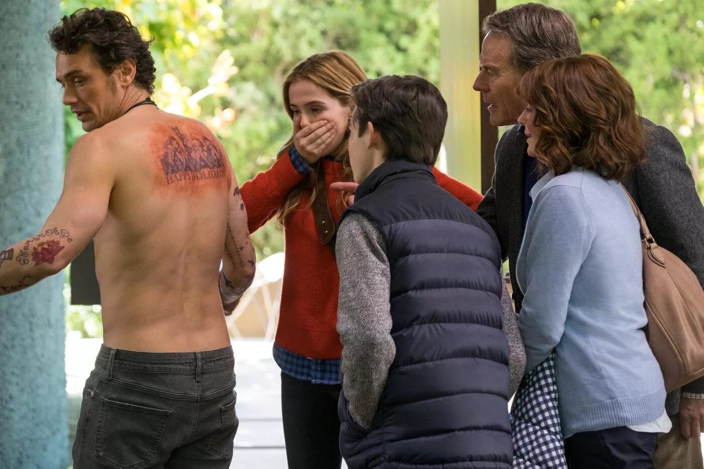 Зои дойч и джеймс франко. Почему он? фильм 2016. За бортом (1987) (2018). Фильм за бортом 2018г. За бортом 2018.