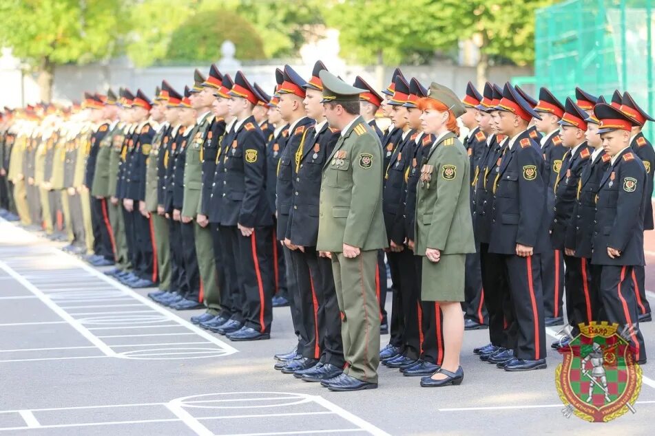 Минское суворовское. Минское Суворовское военное училище. Минское СВУ выпускники. Суворовское Минское училище 6 класс.