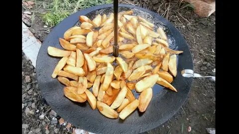 Жаренная на огне картошка