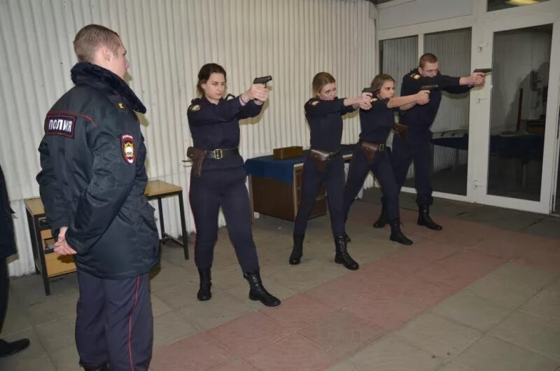 Подъемные мвд. Занятия полиция. Подготовка сотрудников ОВД. Профессиональная подготовка полицейских. Полиция подготовка.