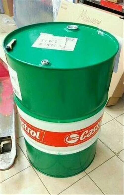 Кастрол бочка 208. Castrol 208л. Бочки кастрол. Castrol magnatec 5w-30 ap. Castrol magna 2 бочка.