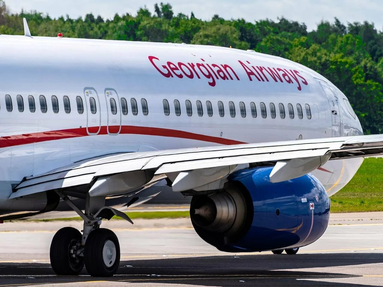 Georgian airways 737. Georgian airlines boeing 737 800. Авиакомпания грузинские авиалинии. Грузинские авиалинии в москве. Georgian airways в москве.