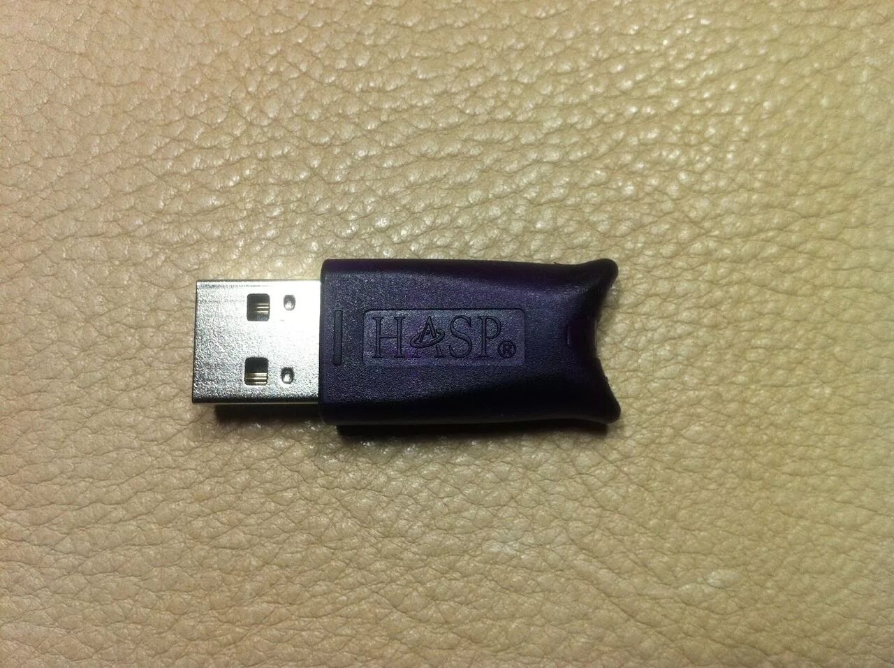 Hasp ключ 1с. Hasp 1c 10 пользователей. Hasp флешка. USB, PCMCIA, FIREWIRE, Infrared.