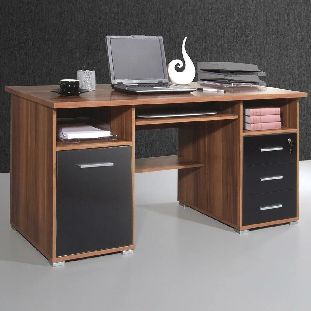 Рабочий стол прямой. Стол компьютерный Армандо 3. Стол письменный. Стильный письменный стол. Стильные компьютерные столы.