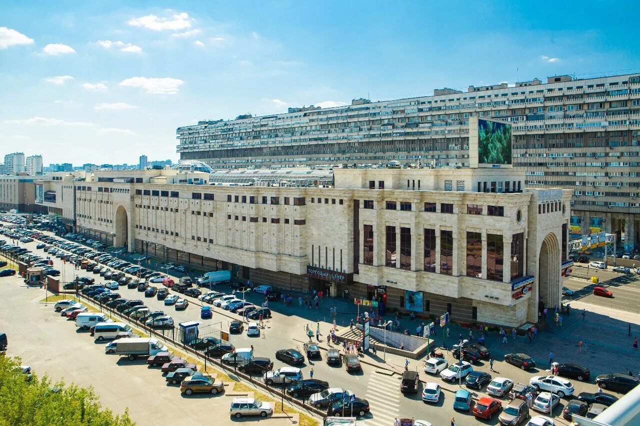 Тц ереван плаза на тульской. Торговый центр ереван плаза на тульской. Тц ереван плаза на тульской магазины. Ереван плаза на тульской. Ереван плаза на тульской.